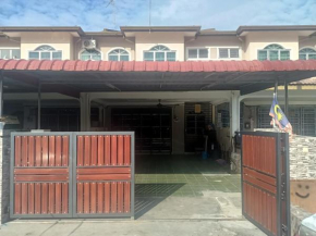 Homestay Manjung Taman Emas